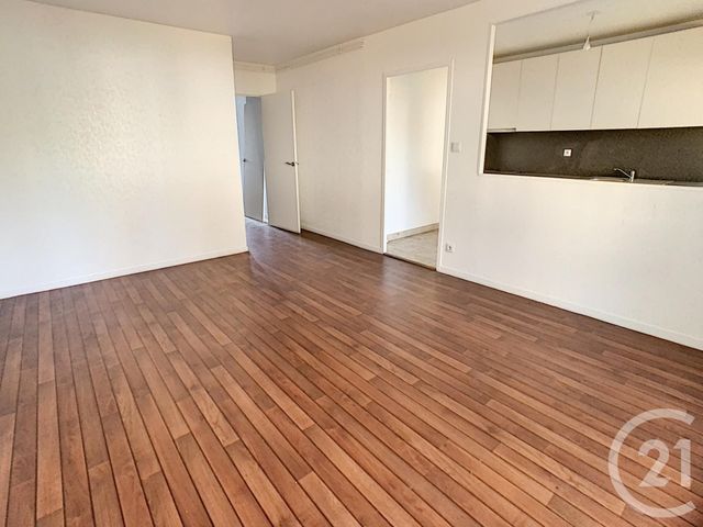 Afficher la photo en grand Appartement F3 à vendre - 3 pièces - 65.0 m2 - NANCY - 54 - LORRAINE - Century 21 Joël Pierre Immobilier