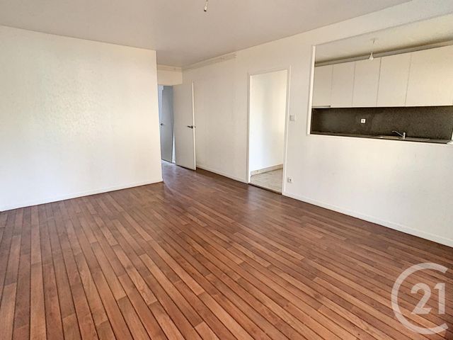 Afficher la photo en grand Appartement F3 à vendre - 3 pièces - 65.0 m2 - NANCY - 54 - LORRAINE - Century 21 Joël Pierre Immobilier