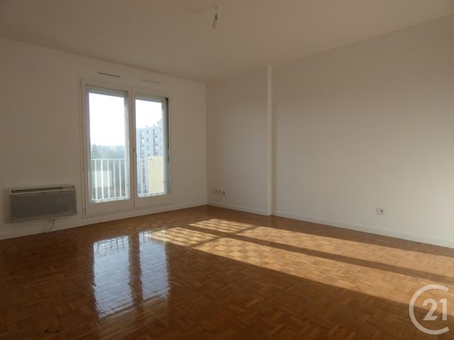 Afficher la photo en grand Appartement F3 à vendre - 3 pièces - 60.0 m2 - NANCY - 54 - LORRAINE - Century 21 Joël Pierre Immobilier