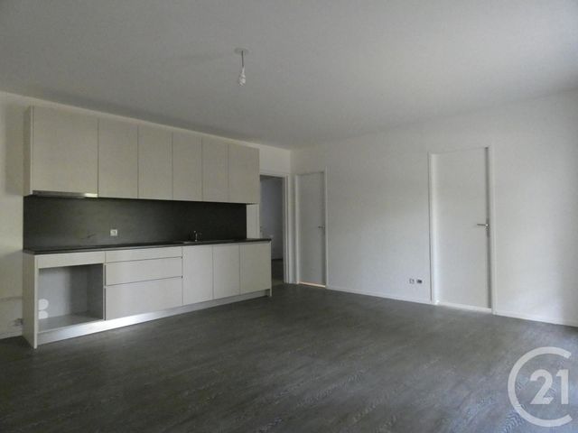 Afficher la photo en grand Appartement F4 à vendre - 4 pièces - 88.0 m2 - VILLERS LES NANCY - 54 - LORRAINE - Century 21 Joël Pierre Immobilier