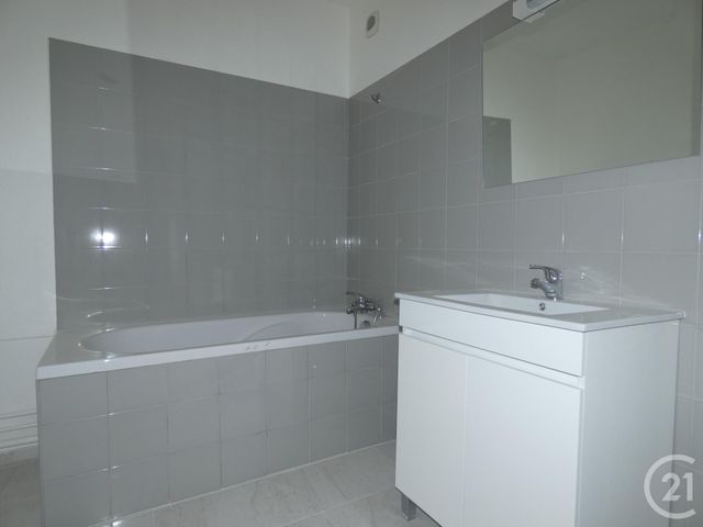 Afficher la photo en grand Appartement F4 à vendre - 4 pièces - 88.0 m2 - VILLERS LES NANCY - 54 - LORRAINE - Century 21 Joël Pierre Immobilier