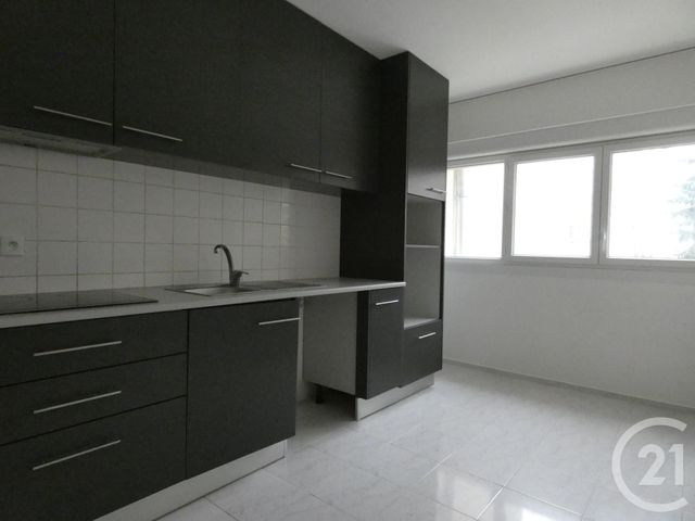 Afficher la photo en grand Appartement F4 à vendre - 4 pièces - 88.0 m2 - VILLERS LES NANCY - 54 - LORRAINE - Century 21 Joël Pierre Immobilier