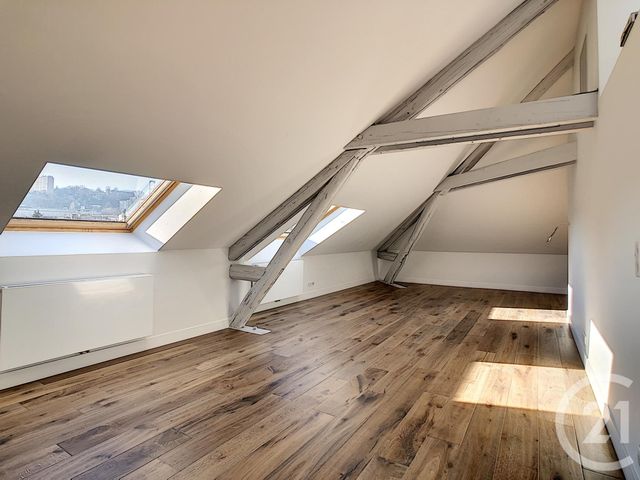 Afficher la photo en grand Appartement Loft à vendre - 3 pièces - 99.2 m2 - NANCY - 54 - LORRAINE - Century 21 Joël Pierre Immobilier