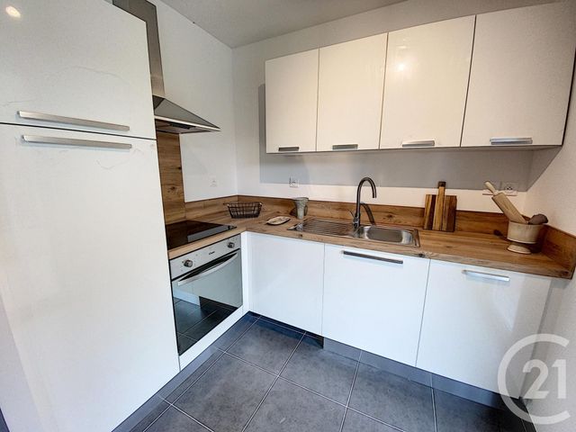 Afficher la photo en grand Appartement F3 à louer - 3 pièces - 65.1 m2 - VILLERS LES NANCY - 54 - LORRAINE - Century 21 Joël Pierre Immobilier
