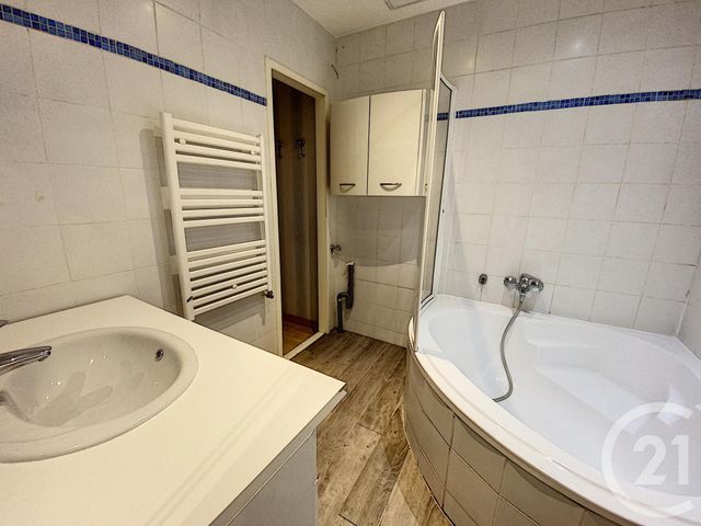 Afficher la photo en grand Appartement Loft à louer - 4 pièces - 88.5 m2 - NANCY - 54 - LORRAINE - Century 21 Joël Pierre Immobilier