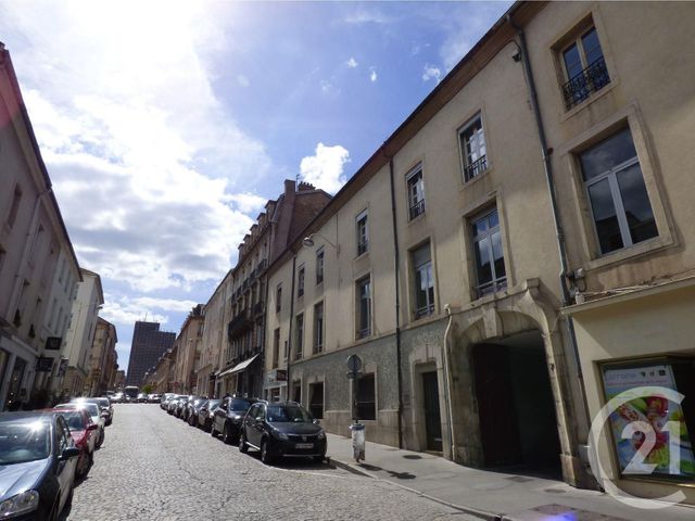 Afficher la photo en grand Appartement Loft à louer - 4 pièces - 88.5 m2 - NANCY - 54 - LORRAINE - Century 21 Joël Pierre Immobilier