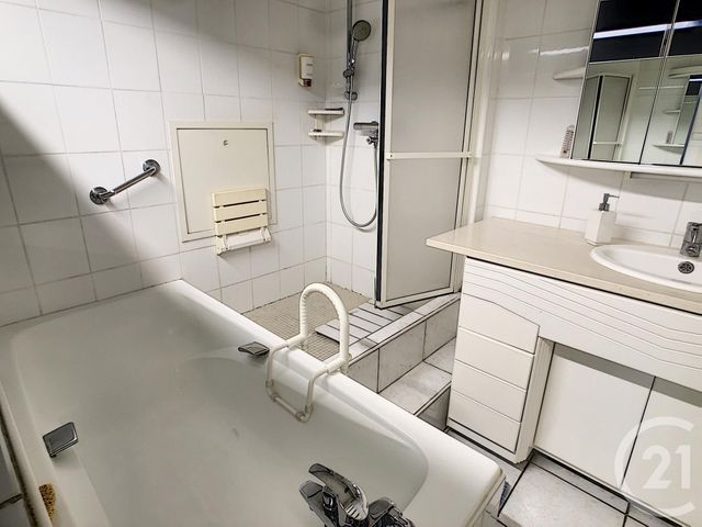 Afficher la photo en grand Appartement F7 à vendre - 7 pièces - 194.56 m2 - NANCY - 54 - LORRAINE - Century 21 Joël Pierre Immobilier