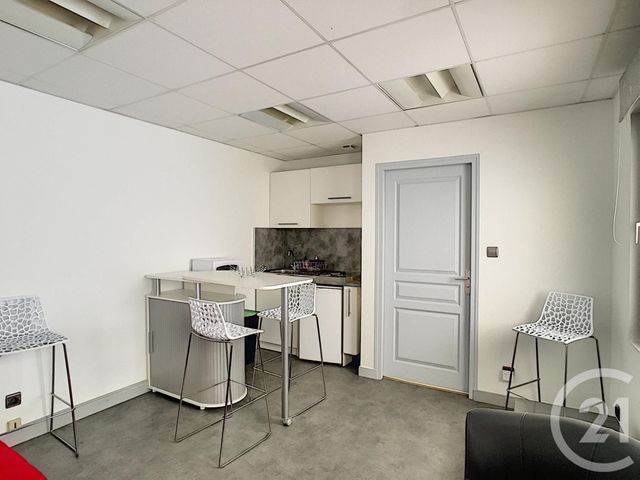 Afficher la photo en grand Studio à louer - 1 pièce - 20.0 m2 - NANCY - 54 - LORRAINE - Century 21 Joël Pierre Immobilier