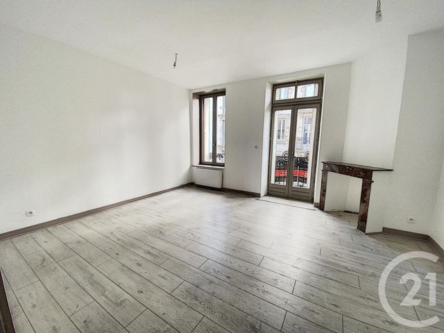 Appartement F3 à louer - 3 pièces - 60.0 m2 - NANCY - 54 - LORRAINE - Century 21 Joël Pierre Immobilier Appartement F3 à louer - 3 pièces - 60.0 m2 - NANCY - 54 - LORRAINE - Century 21 Joël Pierre Immobilier