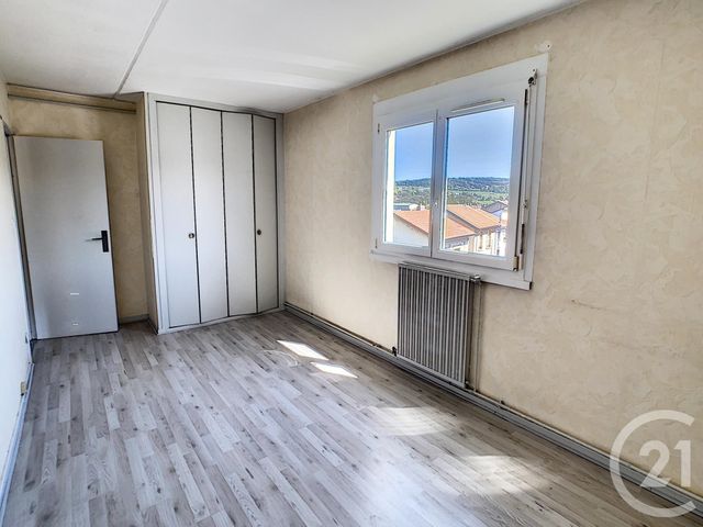 Afficher la photo en grand Appartement F3 à vendre - 3 pièces - 70.46 m2 - CHAMPIGNEULLES - 54 - LORRAINE - Century 21 Joël Pierre Immobilier