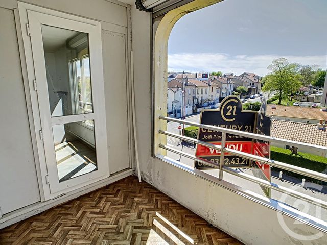 Afficher la photo en grand Appartement F3 à vendre - 3 pièces - 70.46 m2 - CHAMPIGNEULLES - 54 - LORRAINE - Century 21 Joël Pierre Immobilier