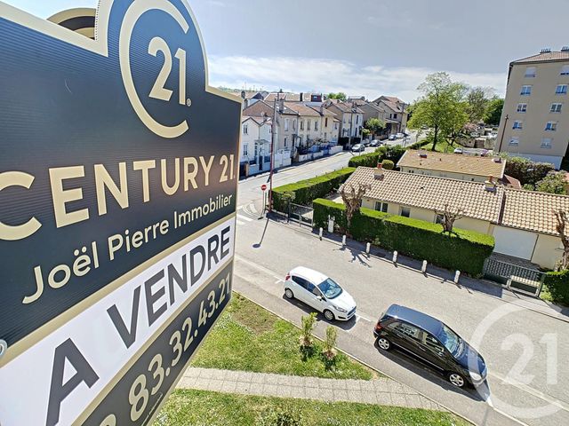Afficher la photo en grand Appartement F3 à vendre - 3 pièces - 70.46 m2 - CHAMPIGNEULLES - 54 - LORRAINE - Century 21 Joël Pierre Immobilier