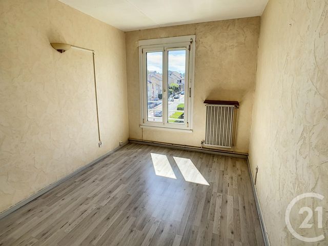 Afficher la photo en grand Appartement F3 à vendre - 3 pièces - 70.46 m2 - CHAMPIGNEULLES - 54 - LORRAINE - Century 21 Joël Pierre Immobilier