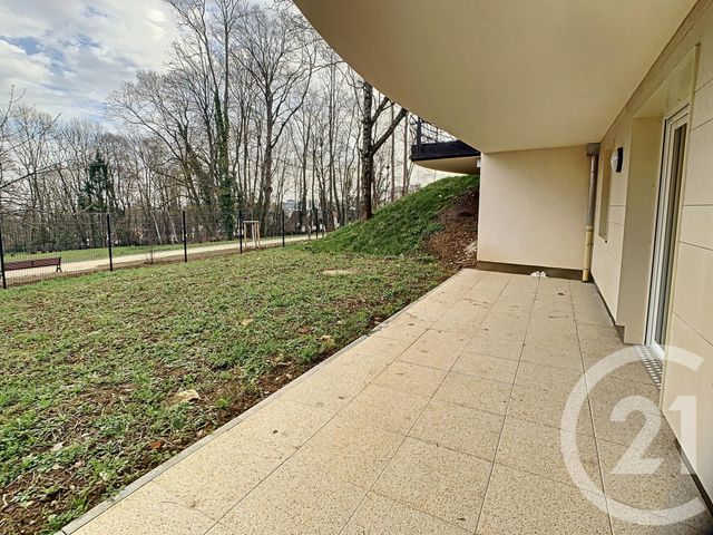 Afficher la photo en grand Appartement F3 à louer - 3 pièces - 90.4 m2 - VILLERS LES NANCY - 54 - LORRAINE - Century 21 Joël Pierre Immobilier