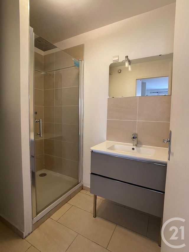 Studio à vendre - 1 pièce - 27.43 m2 - NANCY - 54 - LORRAINE - Century 21 Joël Pierre Immobilier Studio à vendre - 1 pièce - 27.43 m2 - NANCY - 54 - LORRAINE - Century 21 Joël Pierre Immobilier
