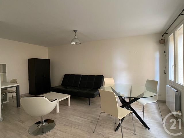 Studio à vendre - 1 pièce - 27.43 m2 - NANCY - 54 - LORRAINE - Century 21 Joël Pierre Immobilier Studio à vendre - 1 pièce - 27.43 m2 - NANCY - 54 - LORRAINE - Century 21 Joël Pierre Immobilier