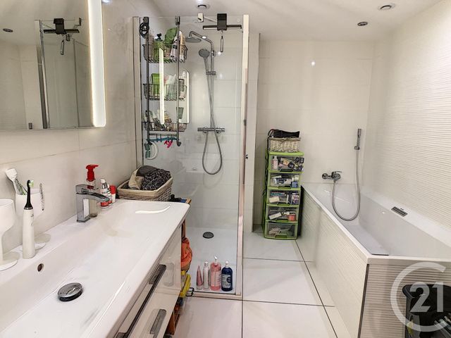Appartement F4 à vendre - 4 pièces - 83.41 m2 - NANCY - 54 - LORRAINE - Century 21 Joël Pierre Immobilier Appartement F4 à vendre - 4 pièces - 83.41 m2 - NANCY - 54 - LORRAINE - Century 21 Joël Pierre Immobilier