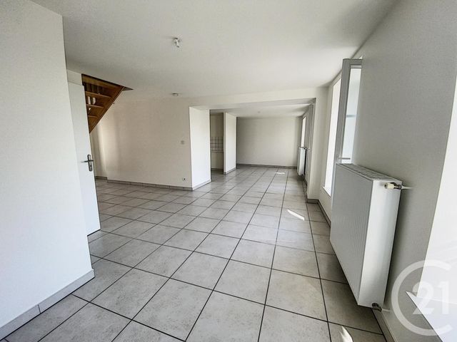 Afficher la photo en grand Appartement Duplex à louer - 3 pièces - 88.0 m2 - CHAMPIGNEULLES - 54 - LORRAINE - Century 21 Joël Pierre Immobilier