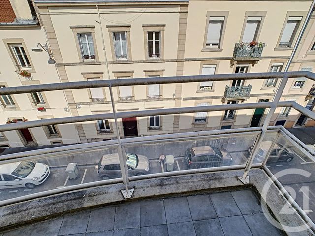 Afficher la photo en grand Appartement F4 à louer - 4 pièces - 94.0 m2 - NANCY - 54 - LORRAINE - Century 21 Joël Pierre Immobilier