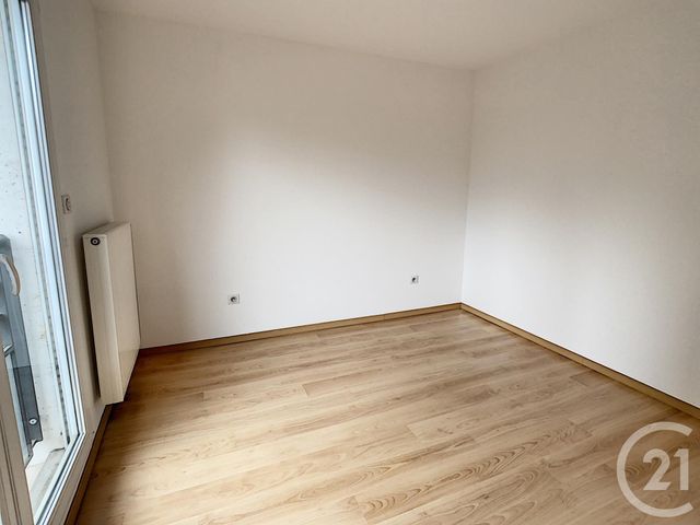 Afficher la photo en grand Appartement F4 à louer - 4 pièces - 93.17 m2 - NANCY - 54 - LORRAINE - Century 21 Joël Pierre Immobilier