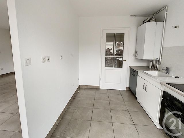 Afficher la photo en grand Appartement F4 à louer - 4 pièces - 93.17 m2 - NANCY - 54 - LORRAINE - Century 21 Joël Pierre Immobilier