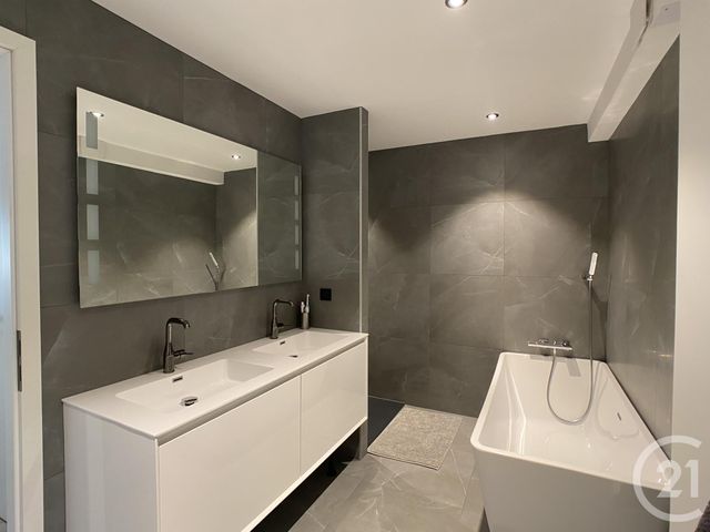 Afficher la photo en grand appartement à vendre - 4 pièces - 135.0 m2 - NANCY - 54 - LORRAINE - Century 21 Joël Pierre Immobilier