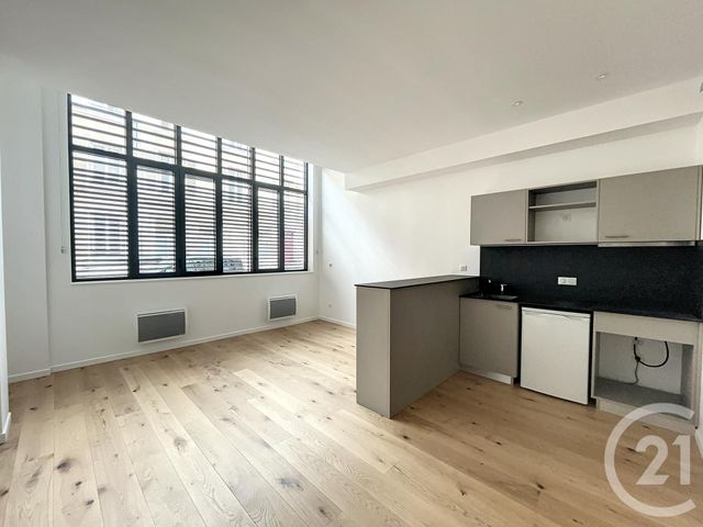 Appartement F2 à louer - 2 pièces - 58.4 m2 - NANCY - 54 - LORRAINE - Century 21 Joël Pierre Immobilier