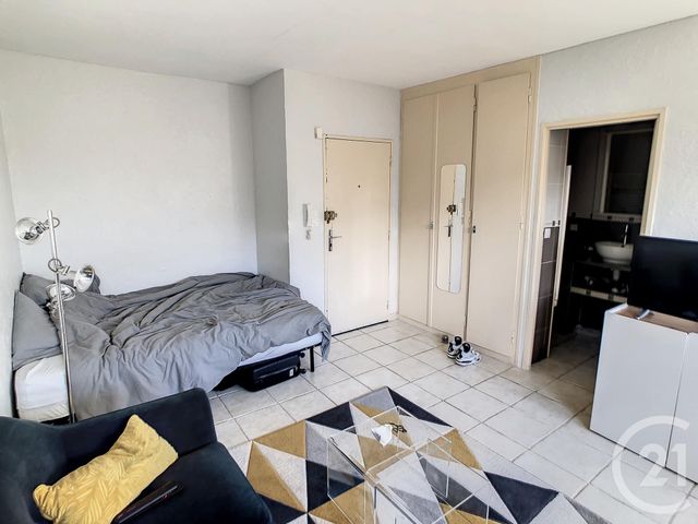 Studio à louer - 1 pièce - 22.17 m2 - NANCY - 54 - LORRAINE - Century 21 Joël Pierre Immobilier