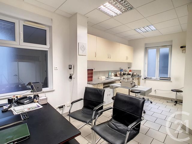 Appartement à louer - 2 pièces - 50.0 m2 - NANCY - 54 - LORRAINE - Century 21 Joël Pierre Immobilier