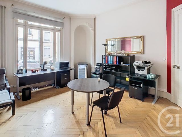 Appartement à louer - 2 pièces - 46.0 m2 - NANCY - 54 - LORRAINE - Century 21 Joël Pierre Immobilier