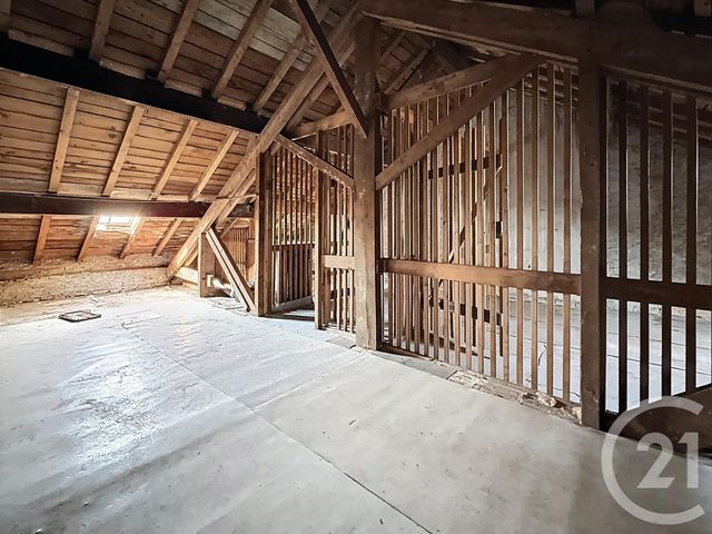 Appartement F4 à louer - 4 pièces - 101.19 m2 - CHARMES - 88 - LORRAINE - Century 21 Joël Pierre Immobilier