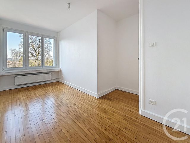 Appartement F4 à louer - 4 pièces - 101.19 m2 - CHARMES - 88 - LORRAINE - Century 21 Joël Pierre Immobilier