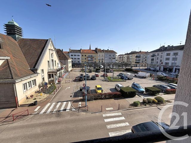 Appartement F4 à louer - 4 pièces - 101.19 m2 - CHARMES - 88 - LORRAINE - Century 21 Joël Pierre Immobilier