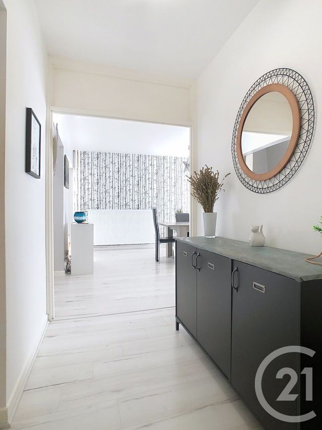 Appartement F4 à vendre - 4 pièces - 88.95 m2 - NANCY - 54 - LORRAINE - Century 21 Joël Pierre Immobilier