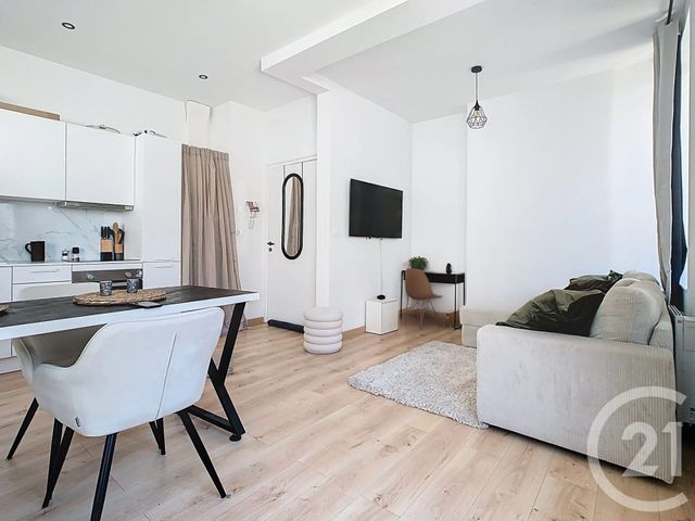 Appartement Souplex à louer - 2 pièces - 51.38 m2 - NANCY - 54 - LORRAINE - Century 21 Joël Pierre Immobilier