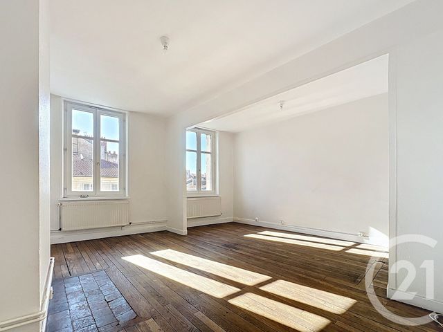 Appartement F2 à louer - 2 pièces - 60.88 m2 - NANCY - 54 - LORRAINE - Century 21 Joël Pierre Immobilier