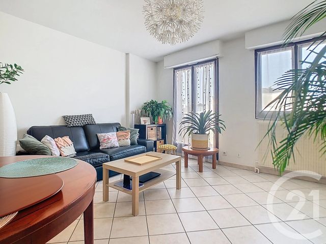 Appartement F2 à louer - 2 pièces - 46.0 m2 - NANCY - 54 - LORRAINE - Century 21 Joël Pierre Immobilier