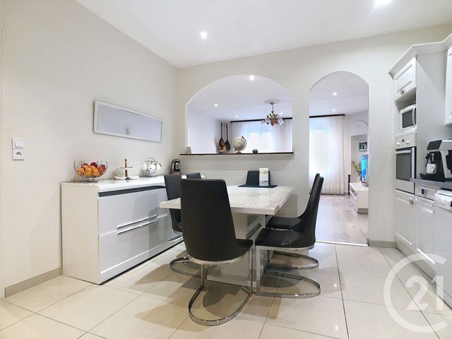 Appartement F5 à vendre - 5 pièces - 108.18 m2 - CHAMPIGNEULLES - 54 - LORRAINE - Century 21 Joël Pierre Immobilier