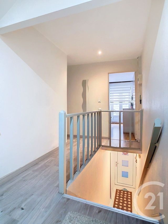 Appartement F5 à vendre - 5 pièces - 108.18 m2 - CHAMPIGNEULLES - 54 - LORRAINE - Century 21 Joël Pierre Immobilier