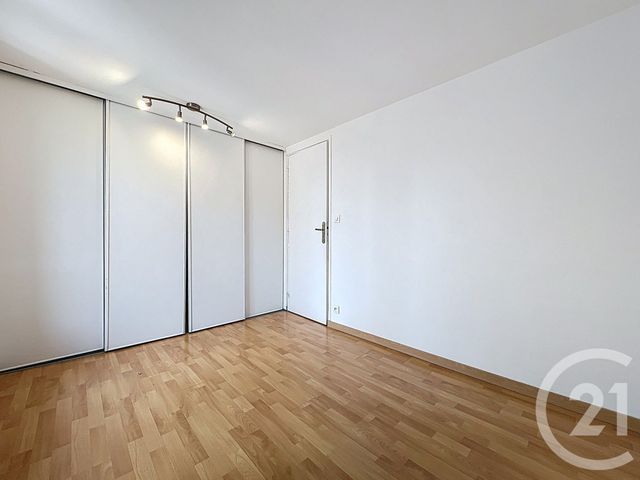 Afficher la photo en grand Appartement F3 à louer - 3 pièces - 54.41 m2 - NANCY - 54 - LORRAINE - Century 21 Joël Pierre Immobilier