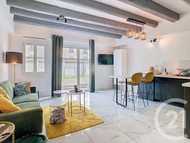 Appartement Duplex à louer - 2 pièces - 47.79 m2 - NANCY - 54 - LORRAINE - Century 21 Joël Pierre Immobilier