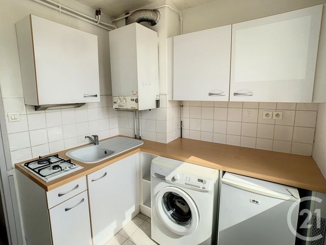 Appartement F2 à louer - 2 pièces - 37.0 m2 - NANCY - 54 - LORRAINE - Century 21 Joël Pierre Immobilier