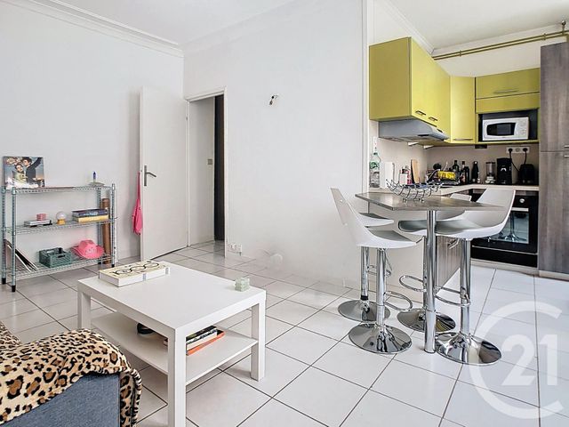 Appartement F3 à louer - 3 pièces - 53.02 m2 - NANCY - 54 - LORRAINE - Century 21 Joël Pierre Immobilier