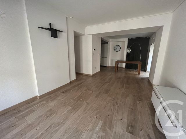 Afficher la photo en grand Appartement F3 à louer - 3 pièces - 56.8 m2 - NANCY - 54 - LORRAINE - Century 21 Joël Pierre Immobilier