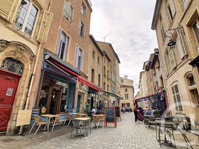 Appartement F2 à louer - 2 pièces - 57.46 m2 - NANCY - 54 - LORRAINE - Century 21 Joël Pierre Immobilier