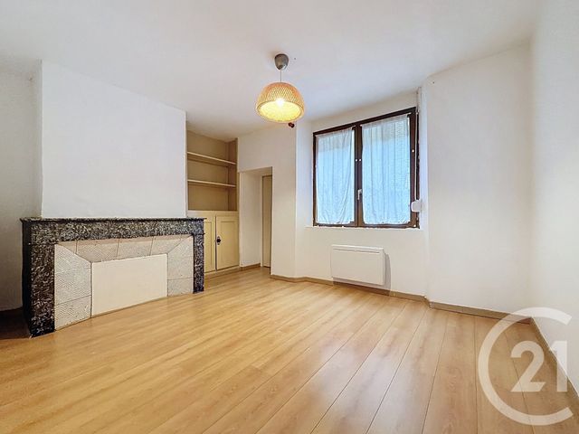 Appartement F2 à louer - 2 pièces - 57.46 m2 - NANCY - 54 - LORRAINE - Century 21 Joël Pierre Immobilier