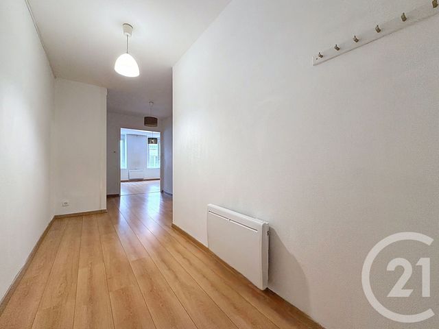 Appartement F2 à louer - 2 pièces - 57.46 m2 - NANCY - 54 - LORRAINE - Century 21 Joël Pierre Immobilier
