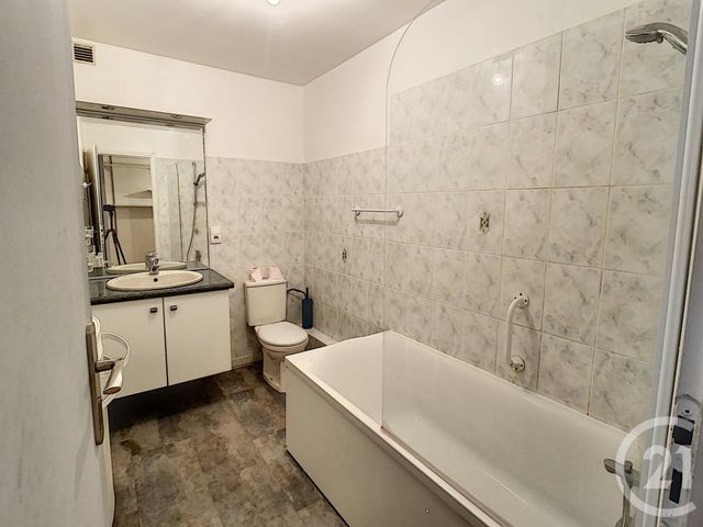 Appartement F2 à louer - 2 pièces - 57.46 m2 - NANCY - 54 - LORRAINE - Century 21 Joël Pierre Immobilier