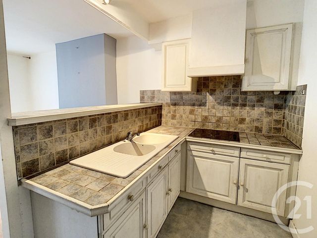 Appartement F2 à louer - 2 pièces - 57.46 m2 - NANCY - 54 - LORRAINE - Century 21 Joël Pierre Immobilier