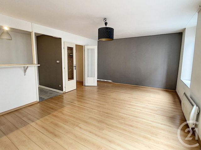 Appartement F2 à louer - 2 pièces - 57.46 m2 - NANCY - 54 - LORRAINE - Century 21 Joël Pierre Immobilier